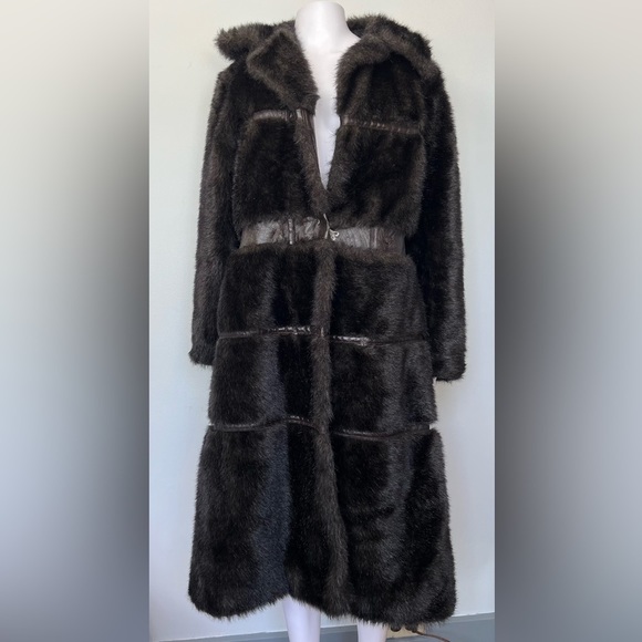 mary lane Jackets & Blazers - Vintage Mary Lane Full Length Womens Fur Coat Sz 16